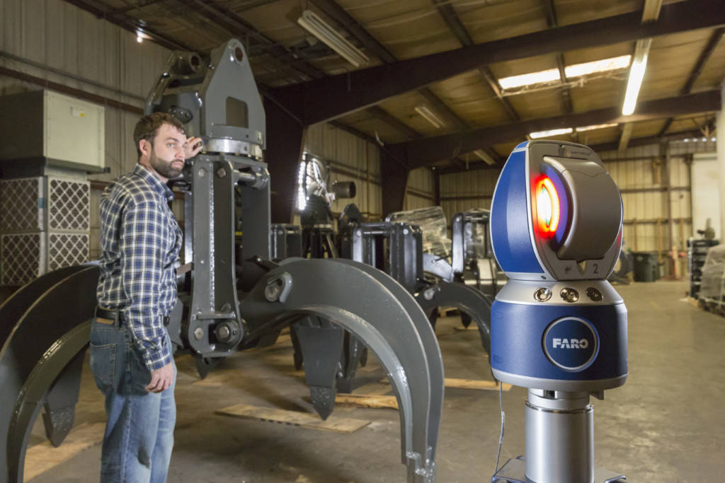 AM VantageS Tracking SMR Inspect5 FM Application HR-1024x683