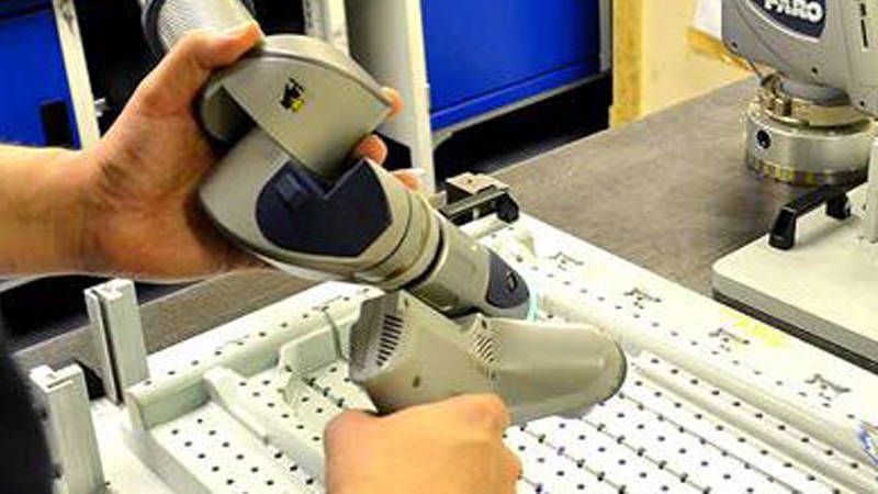 Lear_finds_with_the_ScanArm_thumb