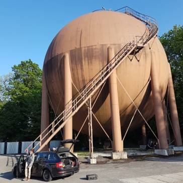 Round gas silo